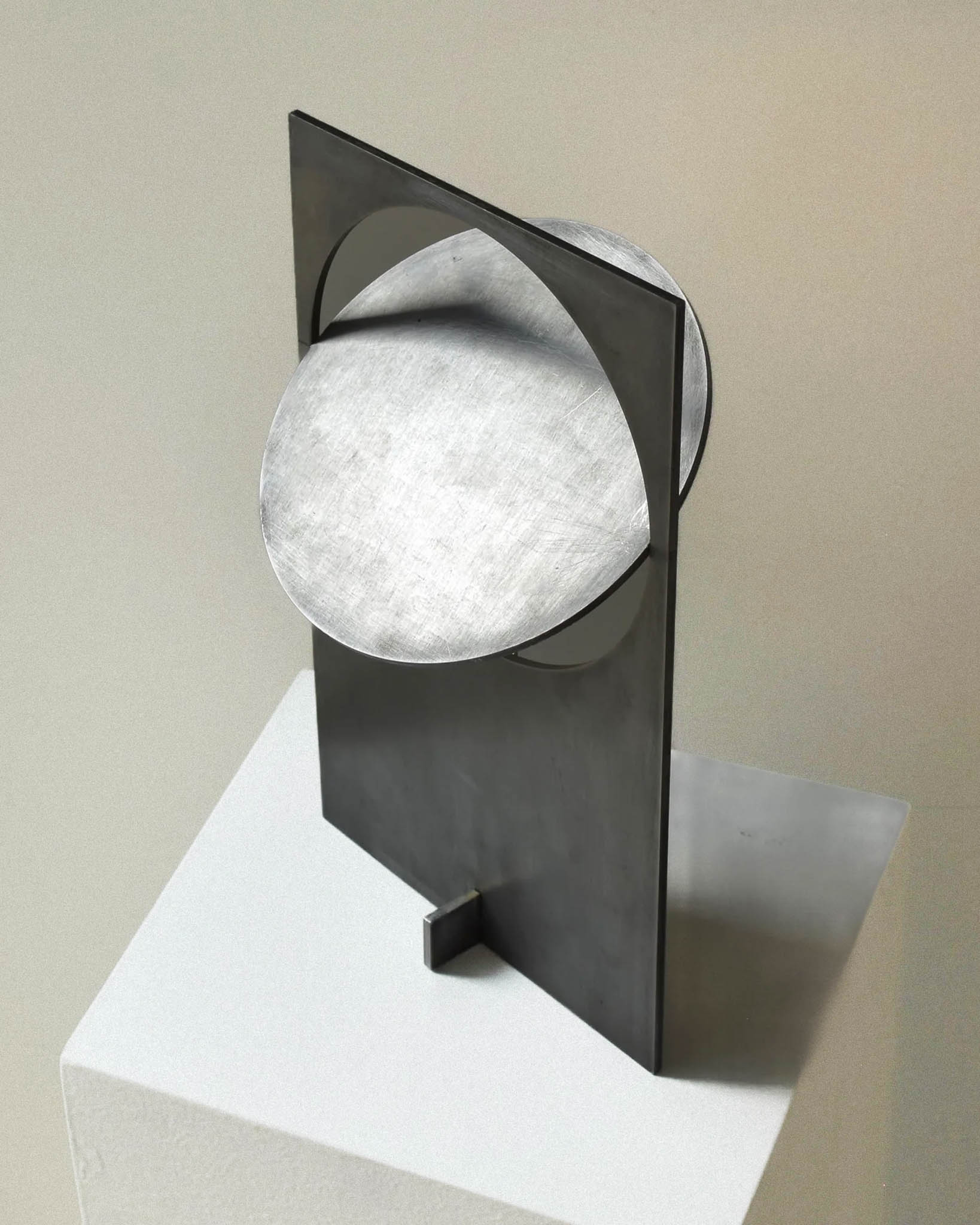 Orbital Table Lamp